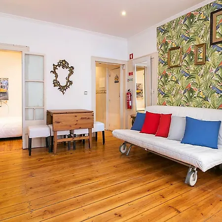 Apartment Romantic El Corte Ingles Lissabon