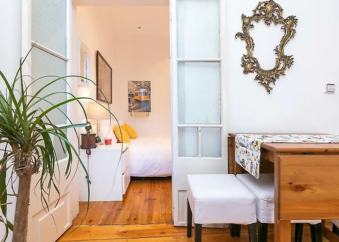 Romantic El Corte Ingles * リスボン